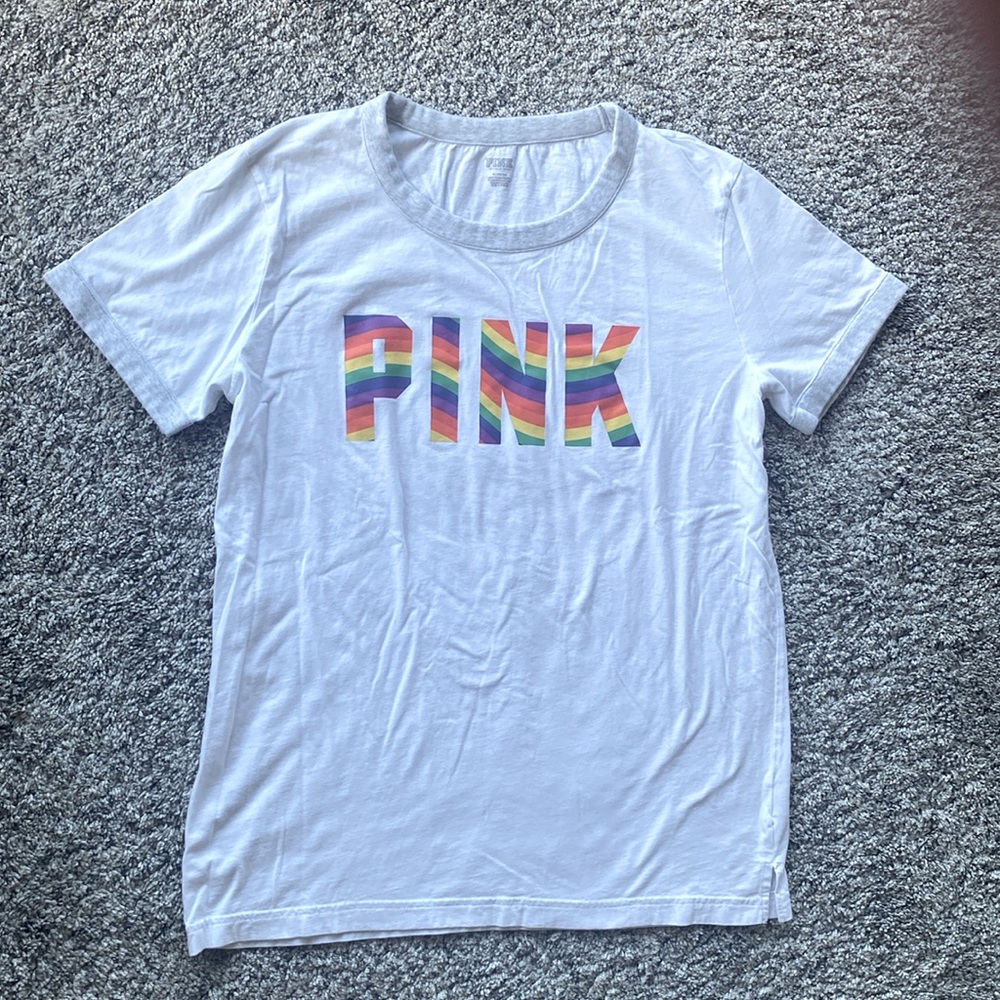 VS Pink, White, rainbow logo, short sleeves  cotton top, Size M/L🌈🤍